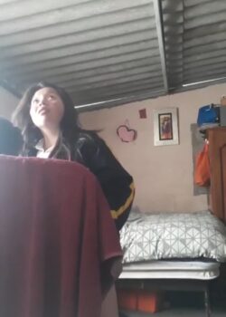 Colegiala Blanquita Cogiendo Con Un Compañero De Clases 14