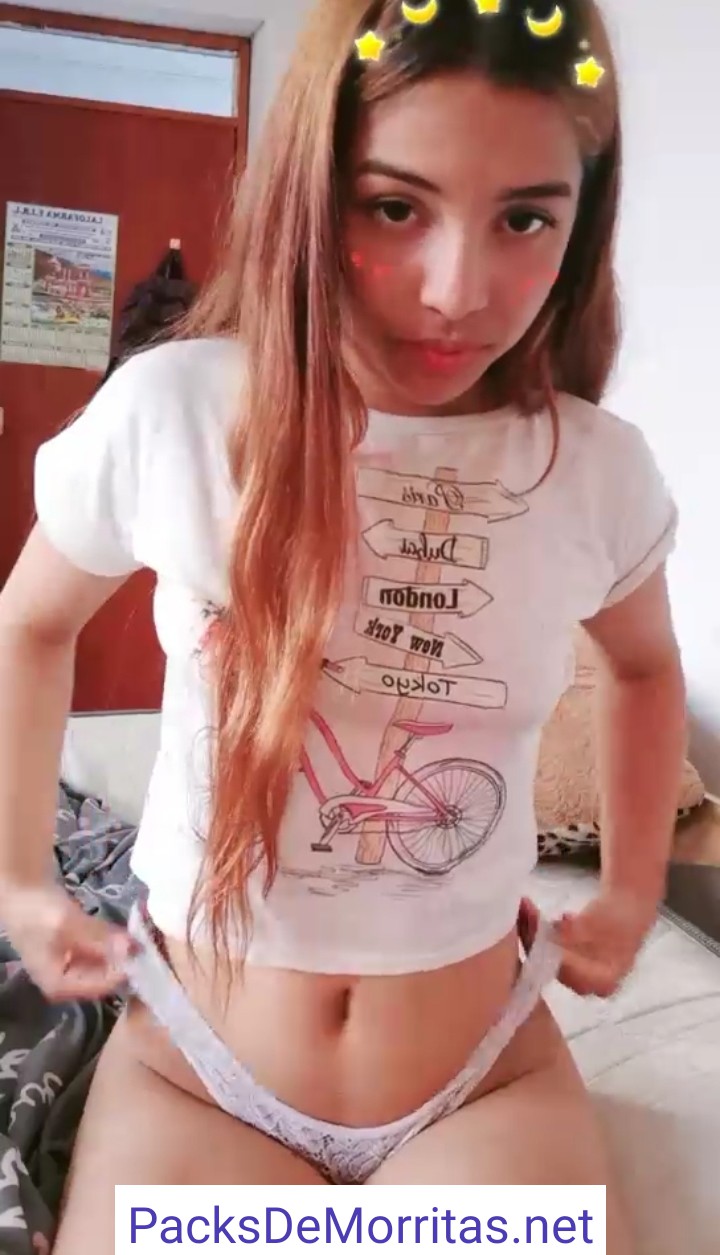 Preciosa Minita + Live Masturbándose Duro 10