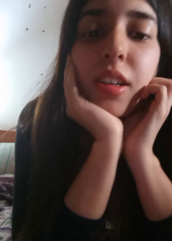 Lo que tiene de guapa lo tiene de caliente + 18 Minutos Tocándose 1