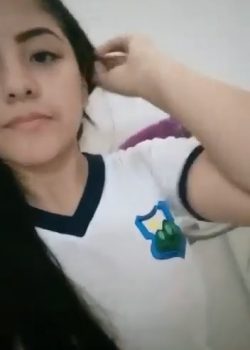 Colegiala blanquita se abre la concha en rico pack 17