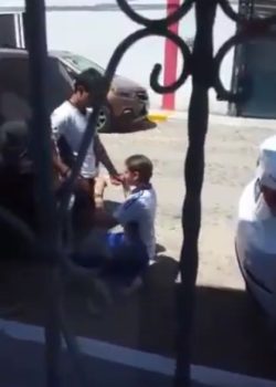 Colegiala pillada la hacen viral + Vídeo 7