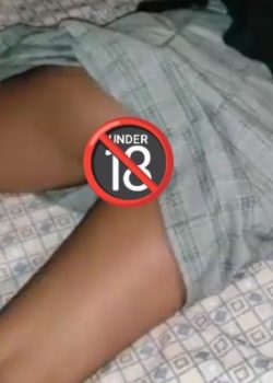 Dormidita la ponen a tragar leche y más 16