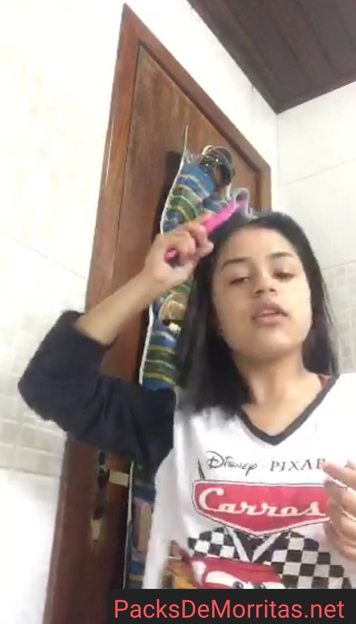 Morra se encierra En el baño a hacer un Live inolvidable 10