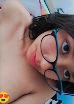 Morra Buenarda De Lentes + 2 Videos 1