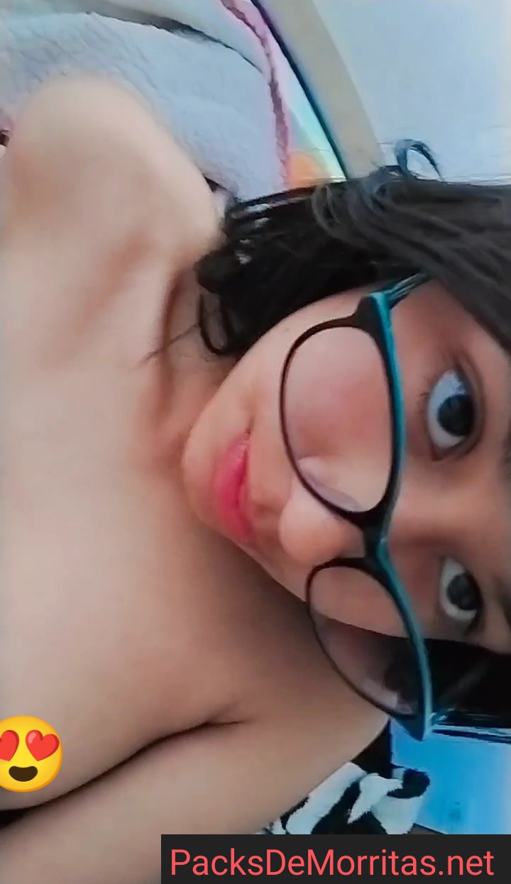 Morra Buenarda De Lentes + 2 Videos 10