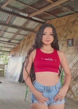 Linda Y Deliciosa Chava + 3 Videos 5