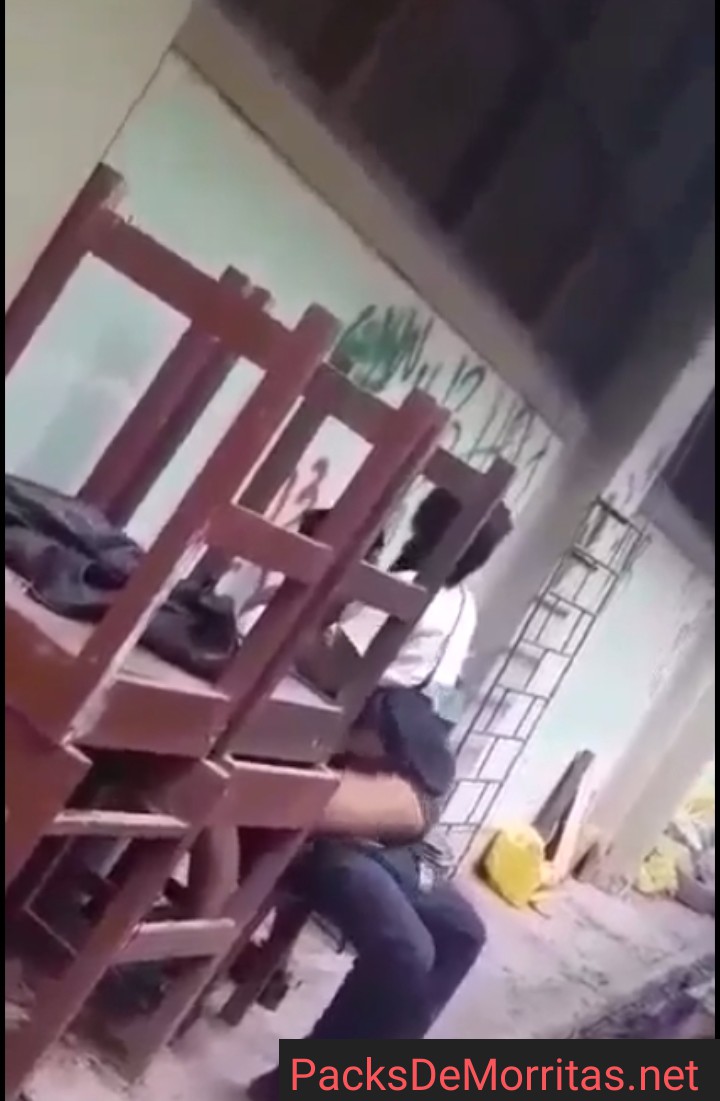 Se coge bien rico detrás de la escuela+ Vídeo Imperdible 10