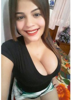 Minita Veneca De Ricas Tetonas + Full Pack & 3 Videos 7