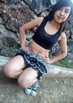 Morrita De Pueblo Mostrando La Conchita Y Más + Vídeo Extra 16
