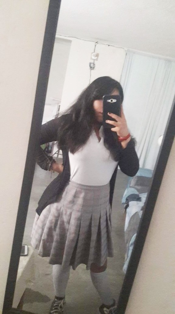 Colegiala Blanquita Mostrando Culito Y Tetas Por Chat 10
