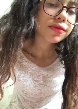 Morra Blanquita De Lentes + Vídeo Full Desnudandose 14