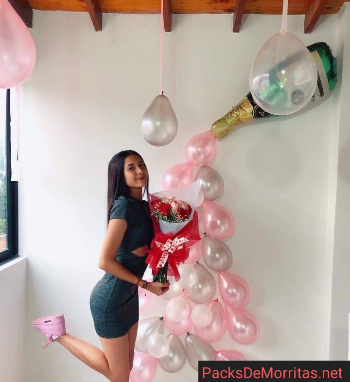 Cumple 18 y filtran su pack 10