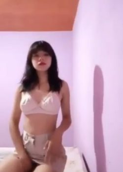 Adolescente Flaquita Se Da Una Mega Masturbada+ 8 Minutos 3