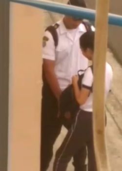 Pendejita Estudiante Mamando & Cogiendo En La Calle 12