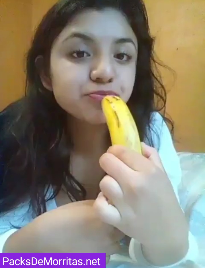 Morrita Traviesa Con La Banana+ Vídeos 10