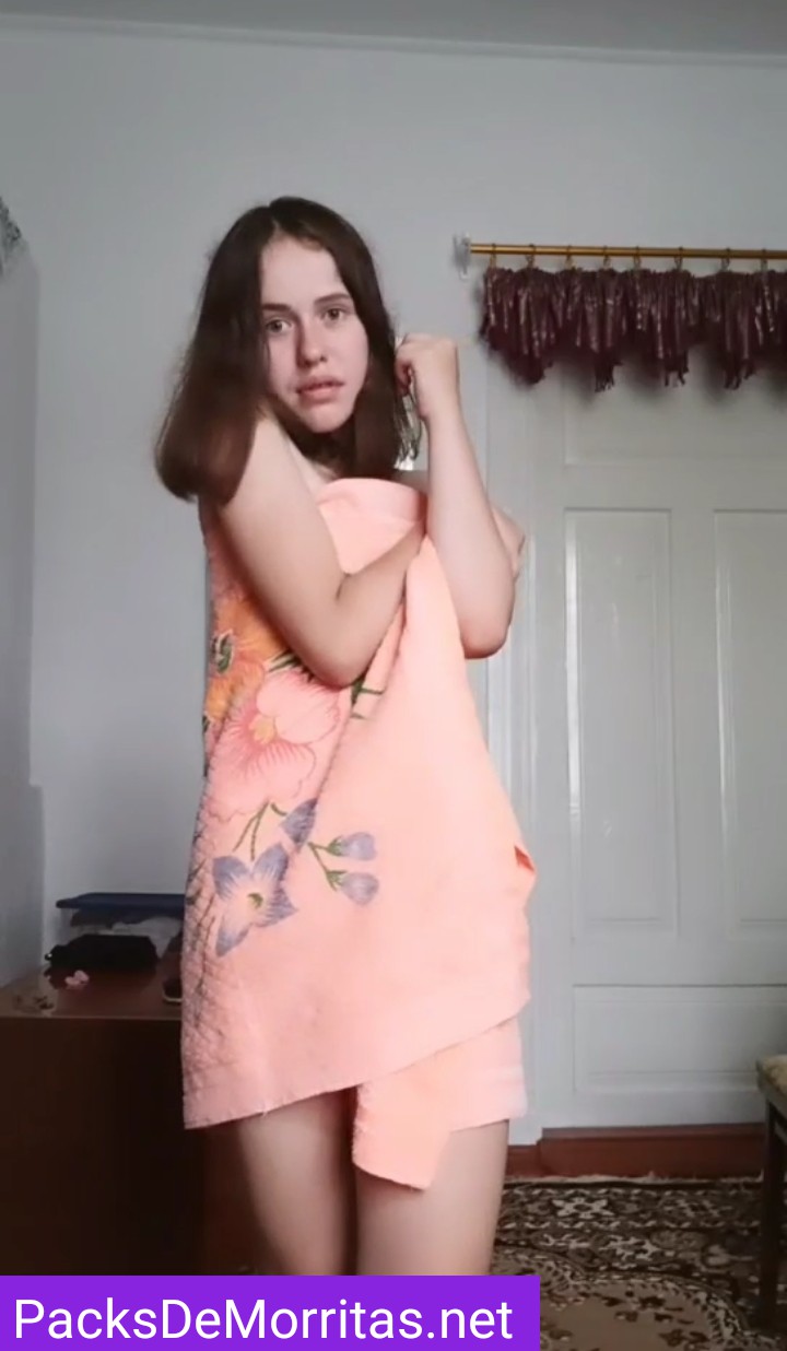 La morra más linda de hoy + Vídeo Desnuda Y Masturbándose 10