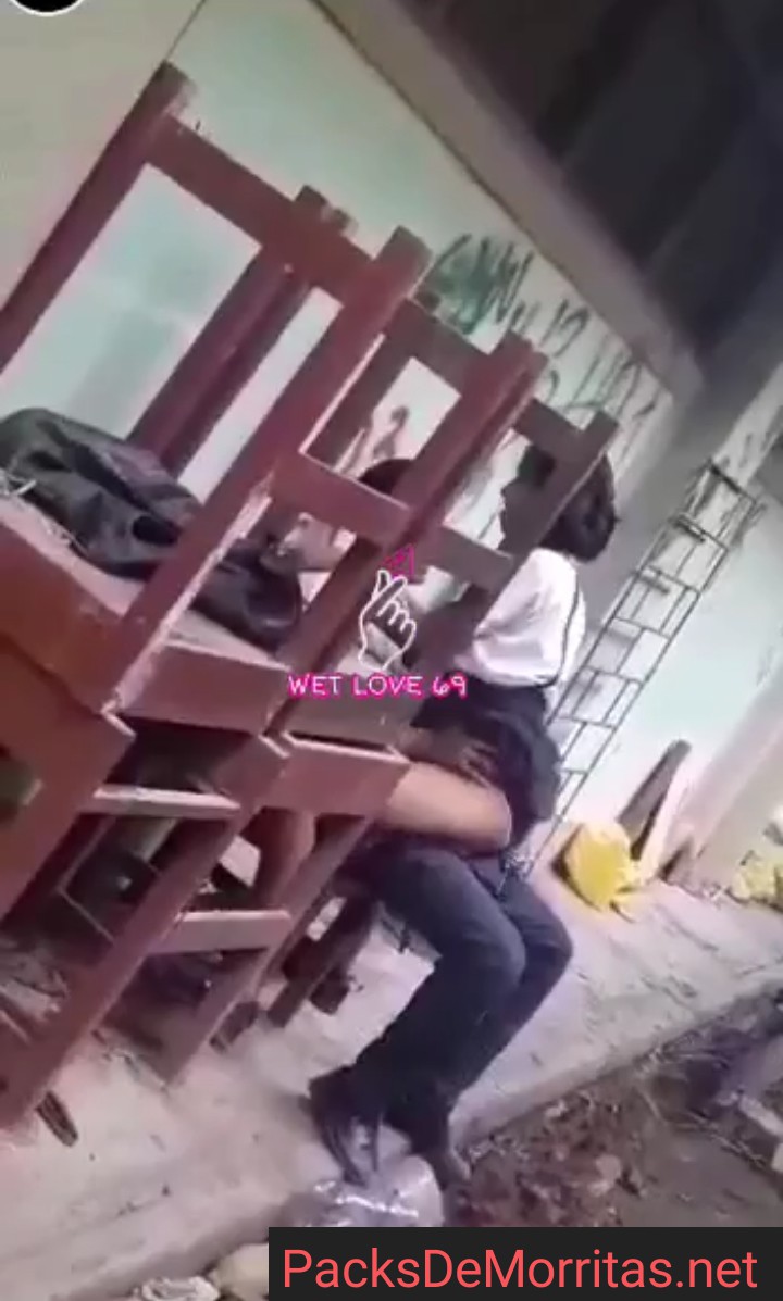 Colegiala Golosa Se La Cogen Detrás De La Escuela 10