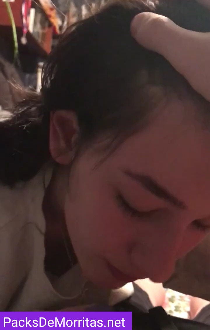 Mi prima bien pendejita cae en el juego 10