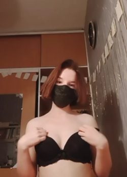 Deliciosa Minita De Tetas Pequeñas Pero Ricas + Videos 6