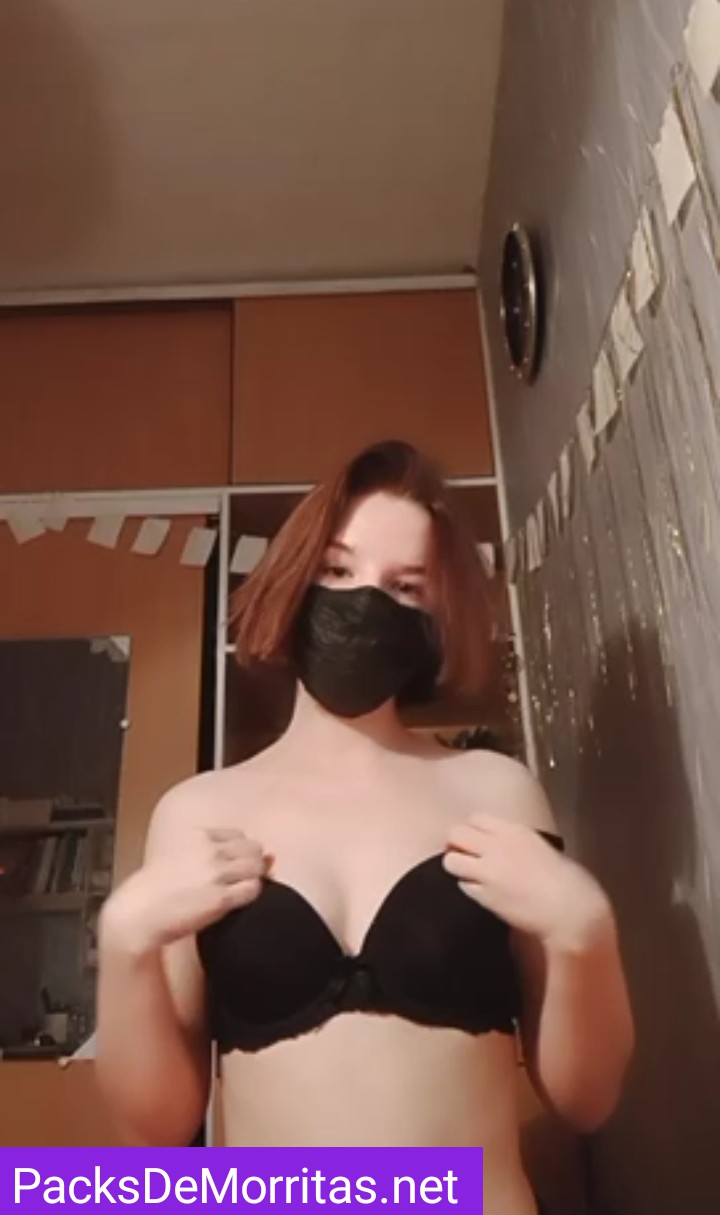 Deliciosa Minita De Tetas Pequeñas Pero Ricas + Videos 10