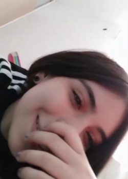 Minita Nalgona Lo Muestra Todito 1