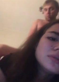 Si padrastro le da Full verga 11