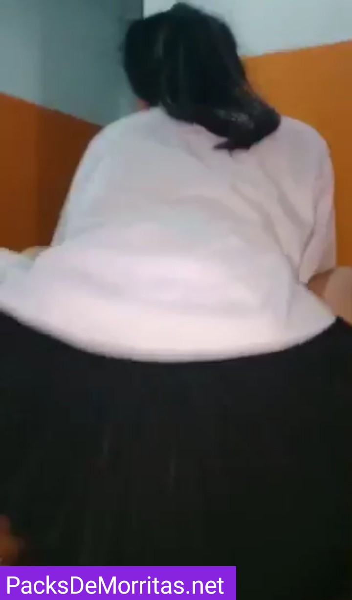 Colegiala Blanquita Coge Como Putita 10
