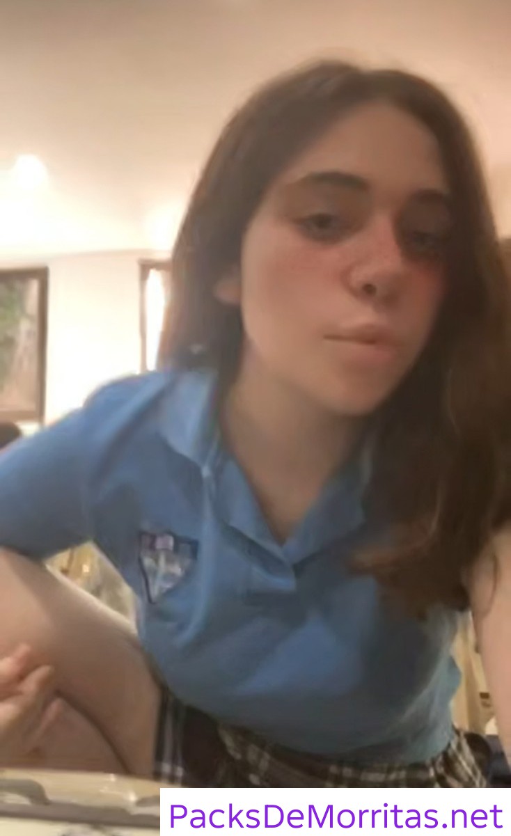 Colegiala filtrada en videos 10