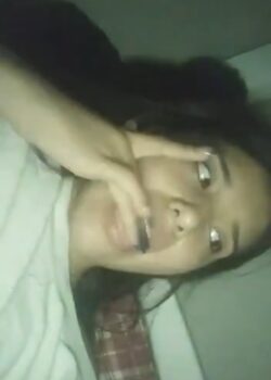 Morra espera que todos se duerman para mandar videos 7