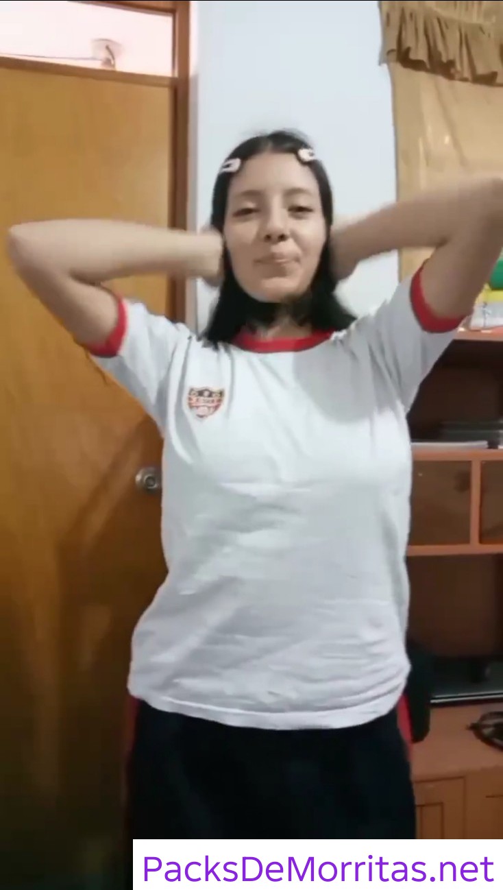 La más Buenarda y putita del cole 10