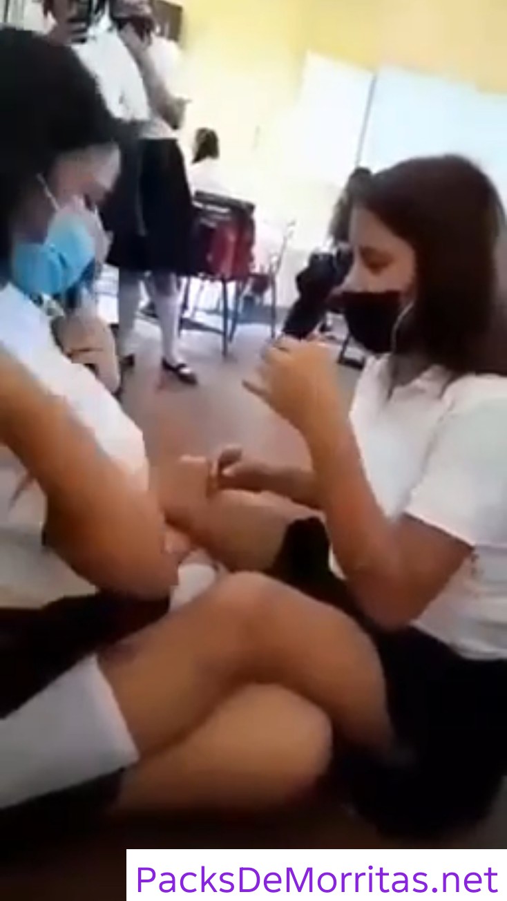 Video viral de estudiantes haciendo retos desnudas 10