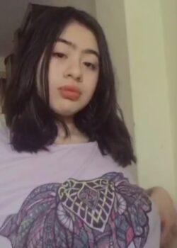 Morra de Grandes Tetas bien linda + Videos 8