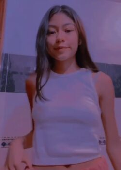 Sharon Jovencita De Cuerpo Delicioso 3