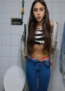 Delicia de flaquita pervertida+ Video Full 2