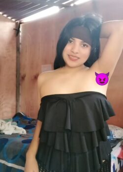 Minita Putipobre Se Masturba Buen Rato Con El Pepino 7