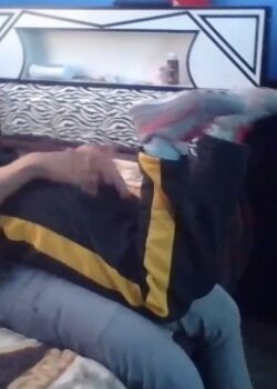 Ricura de estudiante se la coge su compañero de clases 6