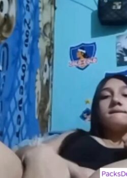 Morra Nalgona Se Mete Dedos Por Ambos Lados 7