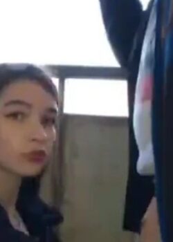 Cómo le encanta sacarle leche a sus compañeros 9