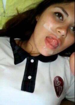 Colegiala preciosa y cumeada 1