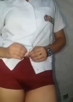 Divina Compañera De Clase Culona Y tetona 7